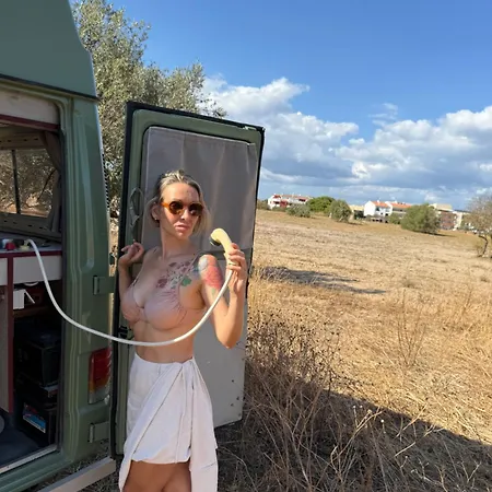 Rent A Blue Classics's Campervan Mb100 - Algarve - Portugal * بورتيماو